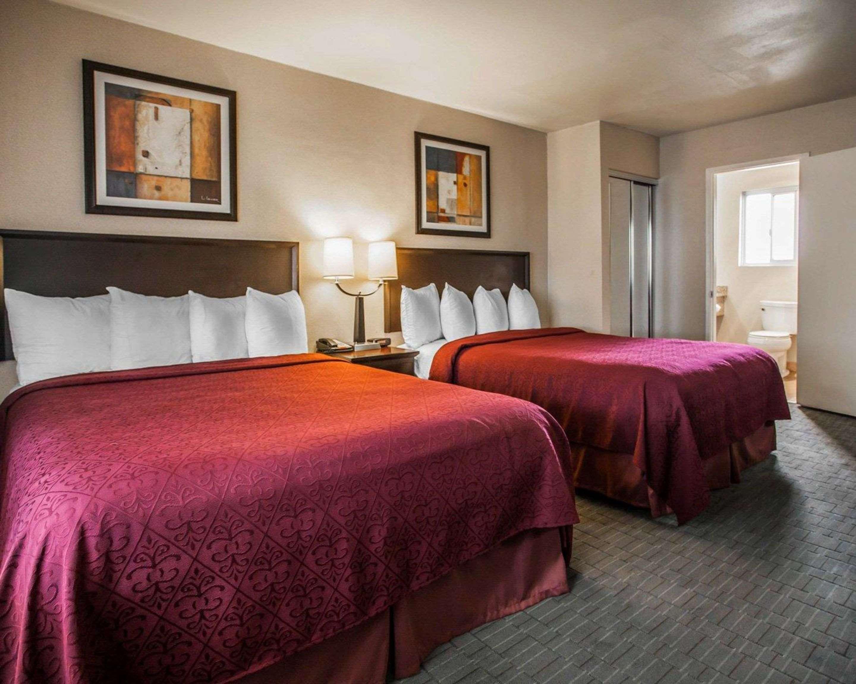 Quality Inn & Suites Anaheim At The Park Екстериор снимка