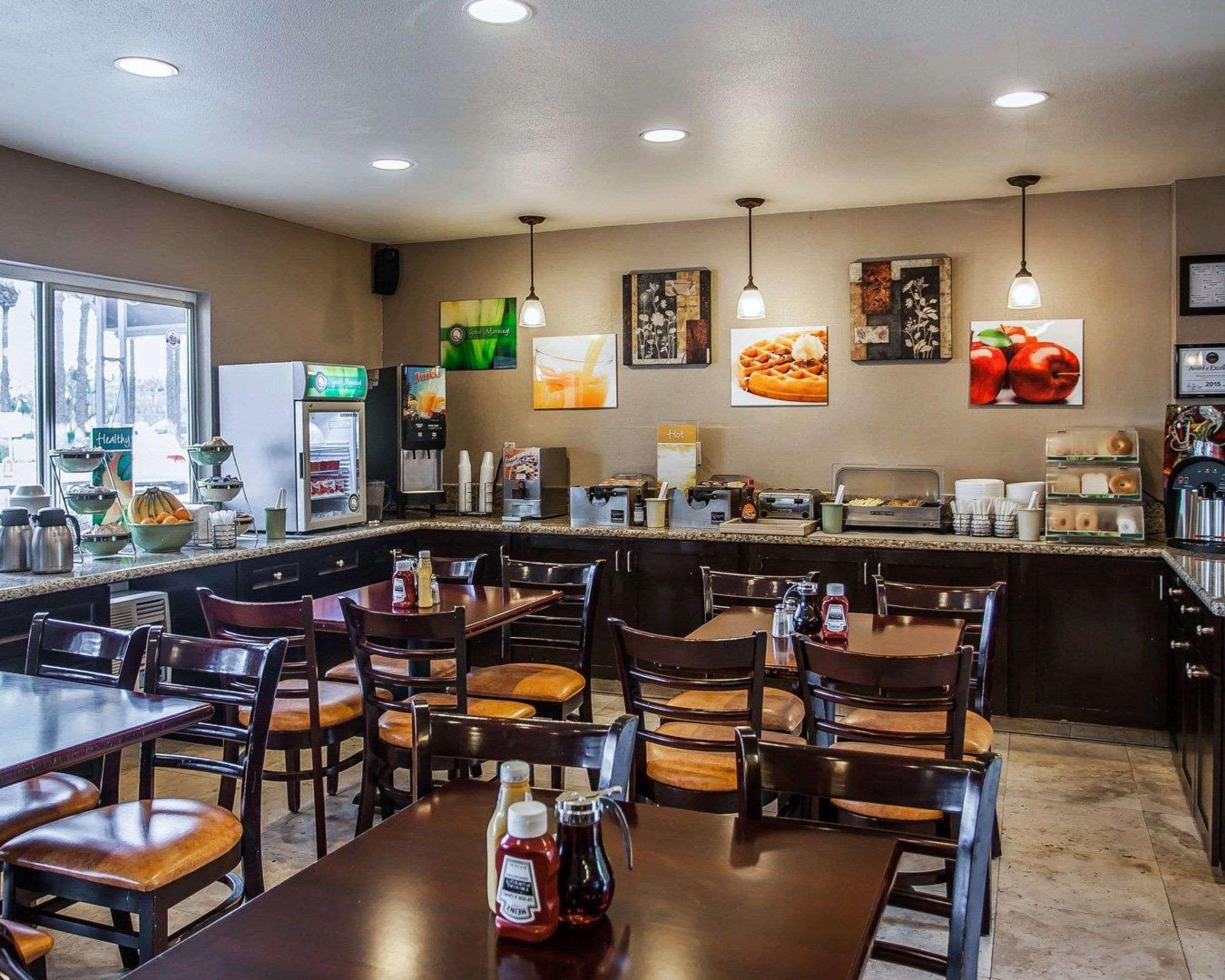Quality Inn & Suites Anaheim At The Park Екстериор снимка