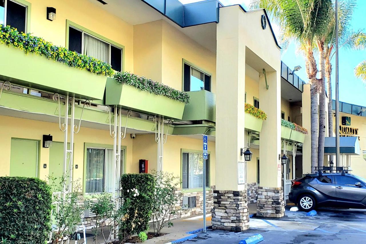 Quality Inn & Suites Anaheim At The Park Екстериор снимка