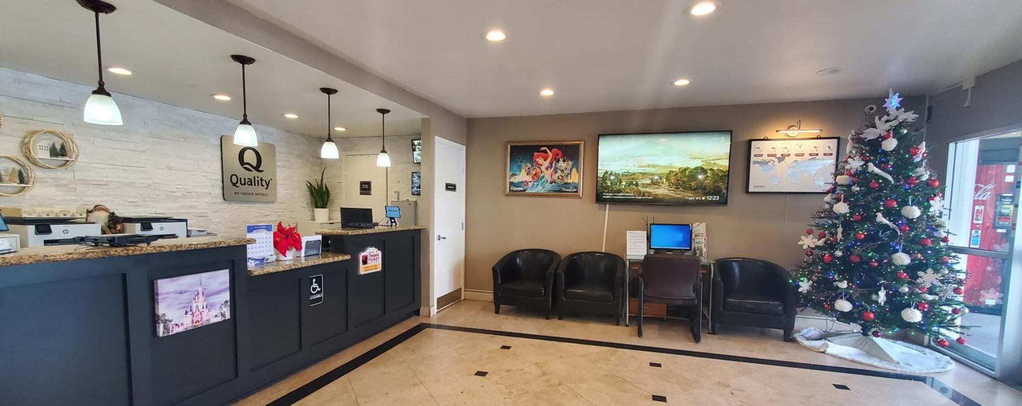 Quality Inn & Suites Anaheim At The Park Екстериор снимка